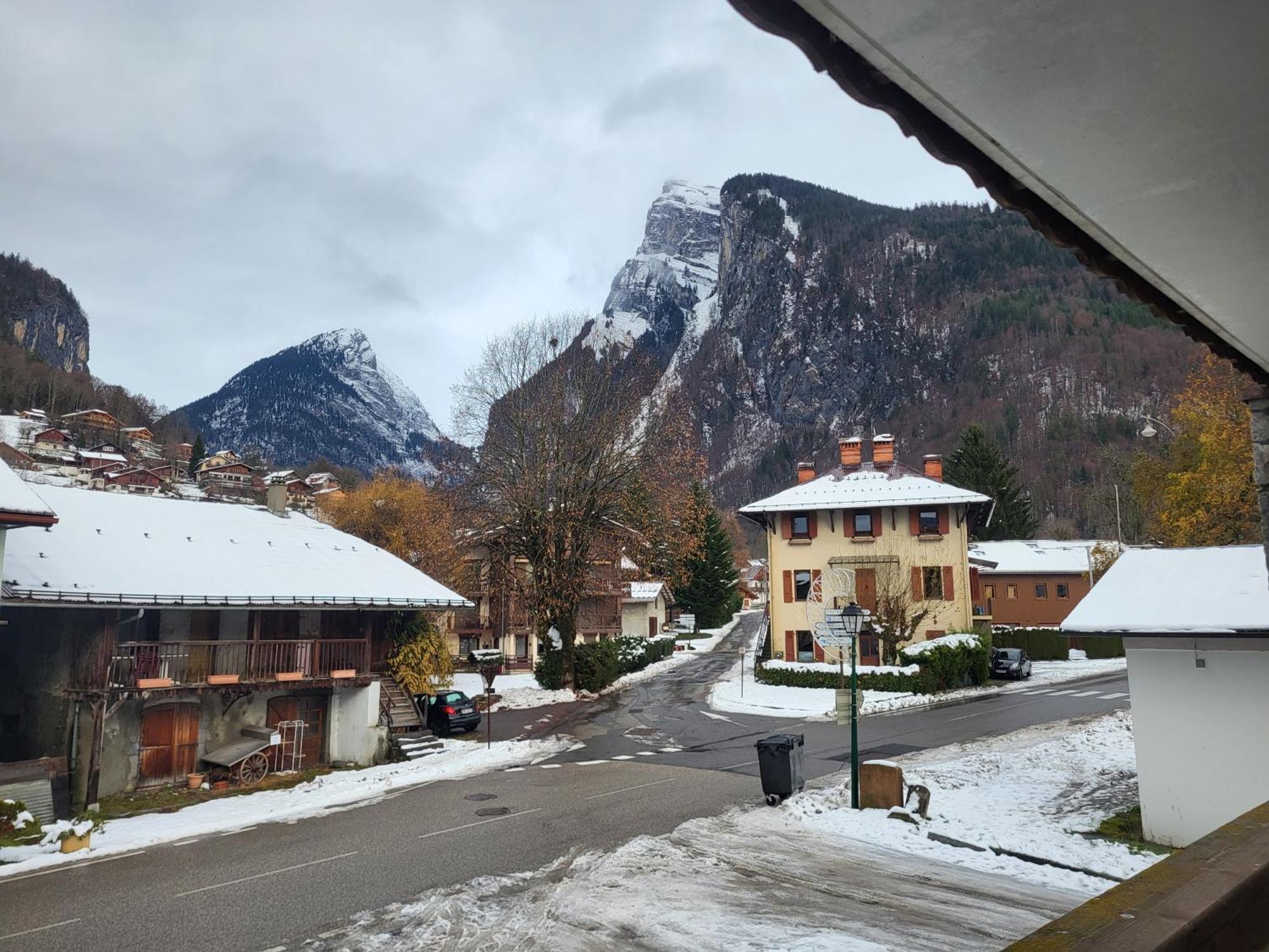 Ecrins A4, 1 Bedroom Apartment With Bunk Room, Central Samoens Exterior photo